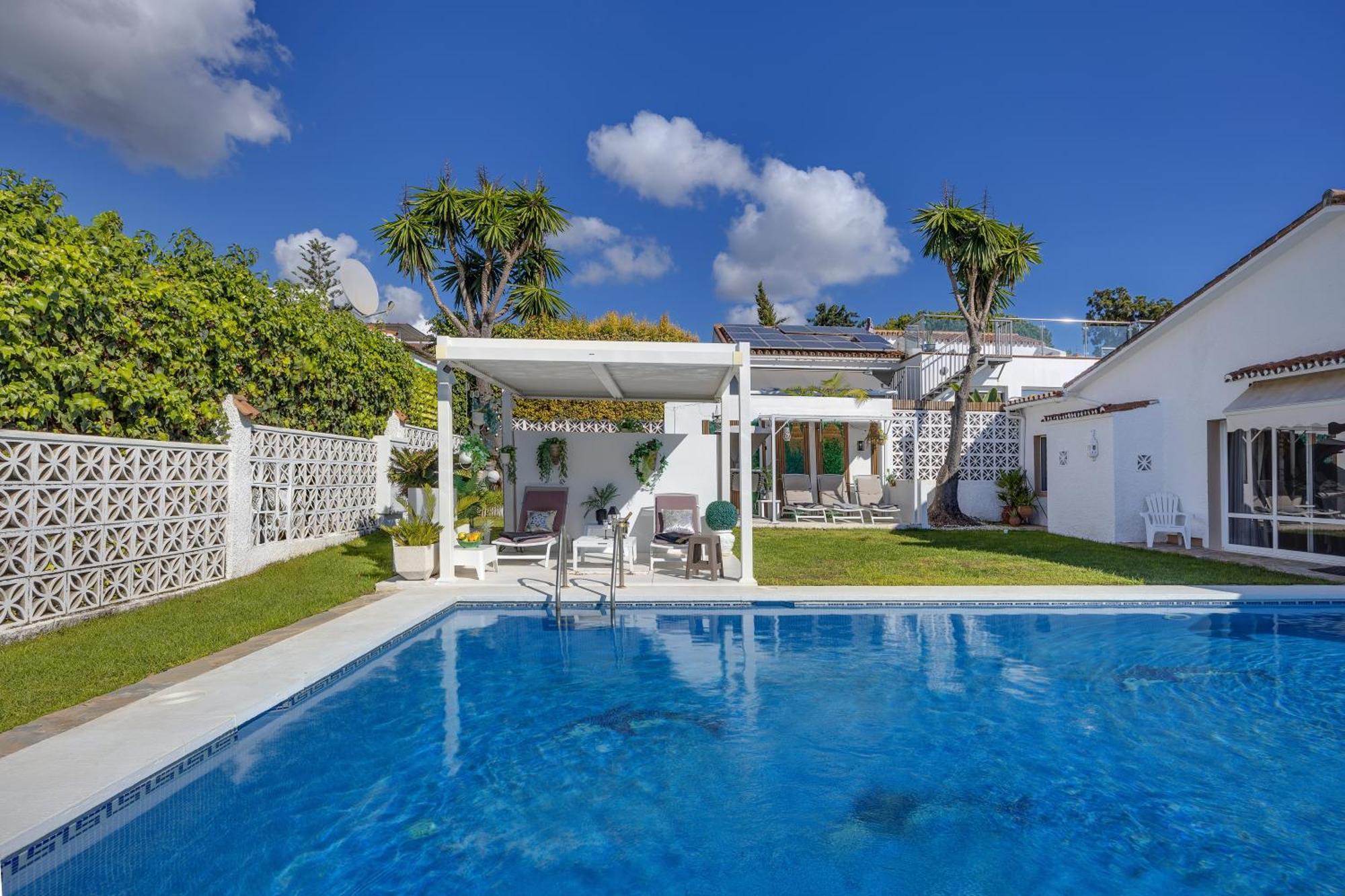 Villa Casacara Marbella Beachside Costabella -Spain エクステリア 写真