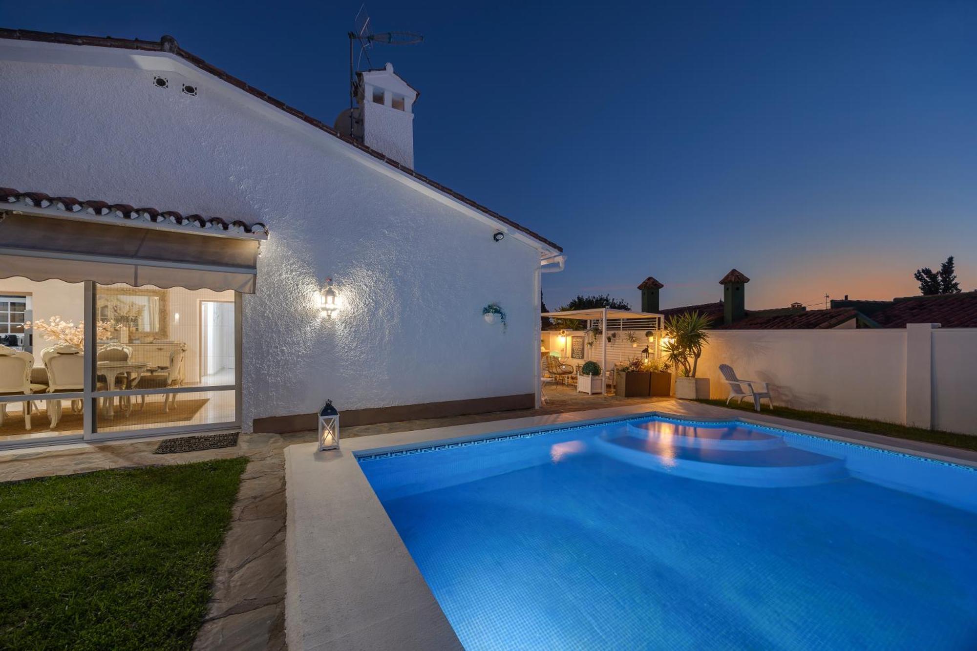 Villa Casacara Marbella Beachside Costabella -Spain エクステリア 写真