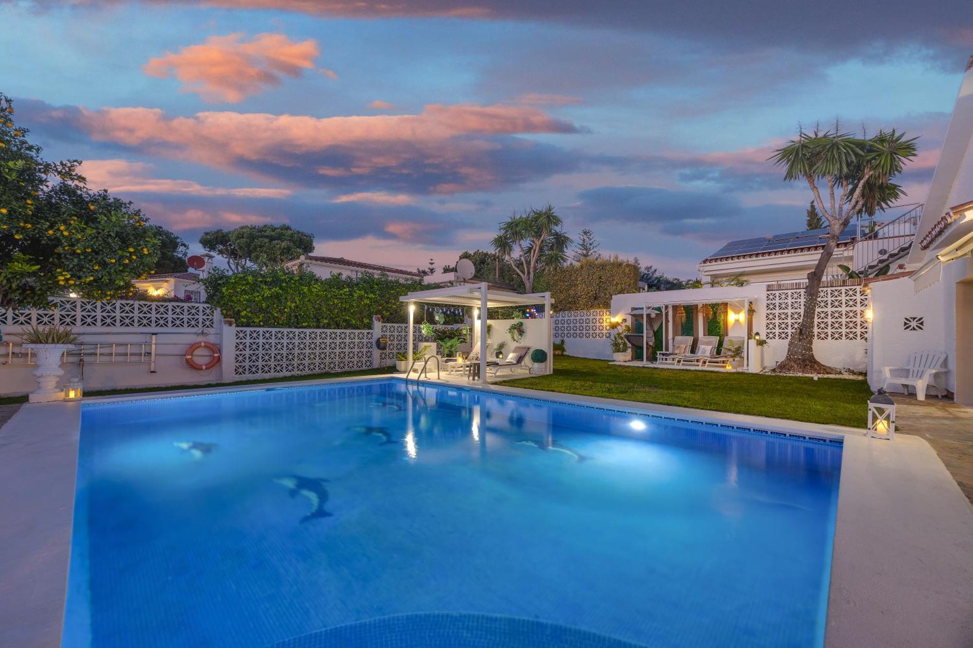 Villa Casacara Marbella Beachside Costabella -Spain エクステリア 写真