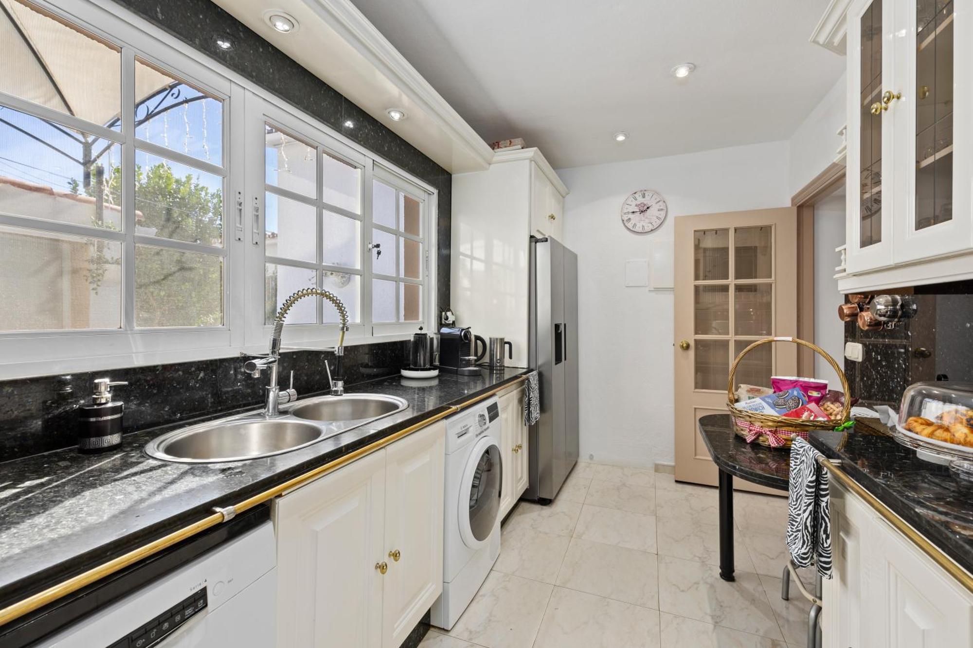 Villa Casacara Marbella Beachside Costabella -Spain エクステリア 写真