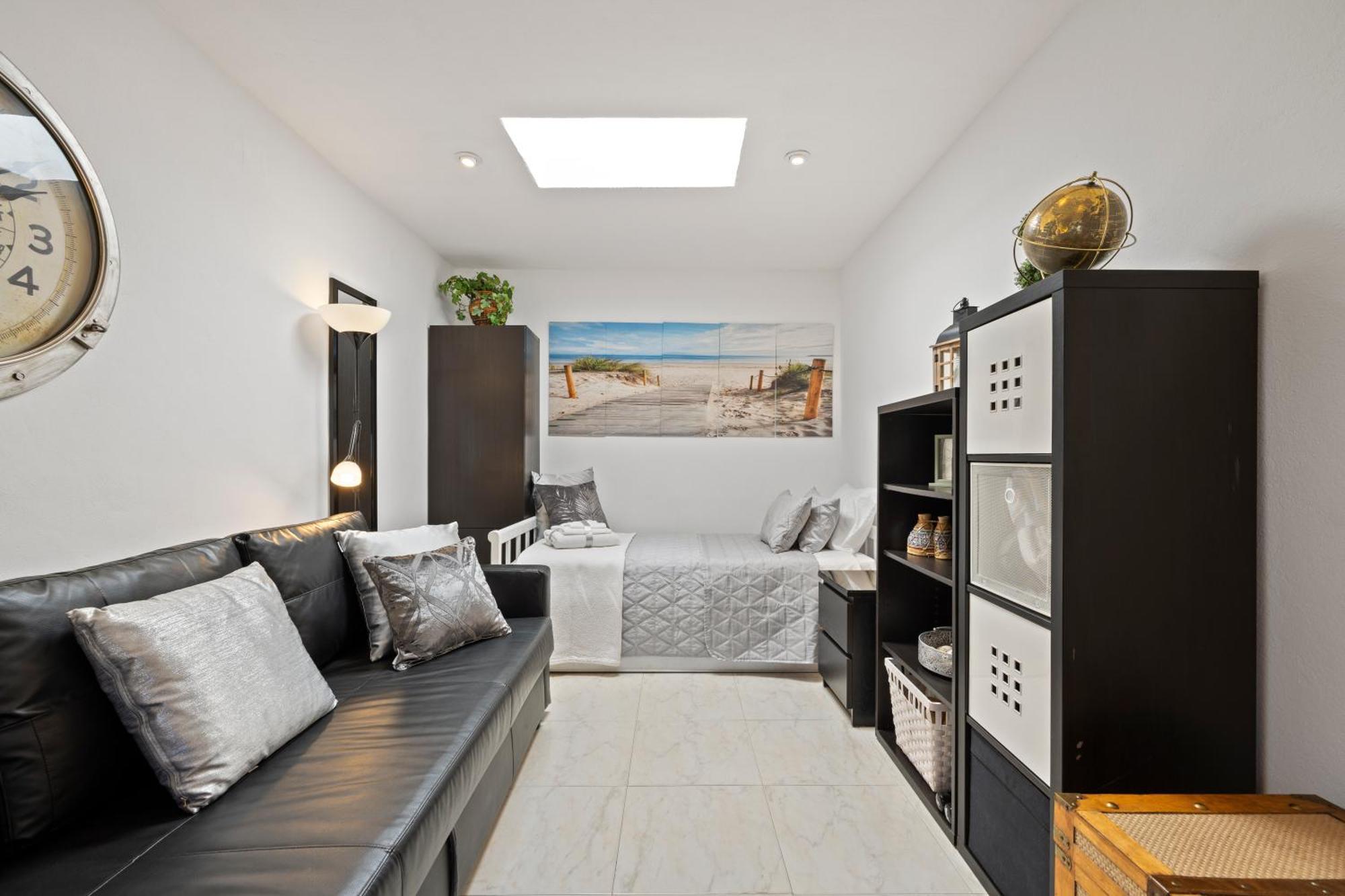Villa Casacara Marbella Beachside Costabella -Spain エクステリア 写真
